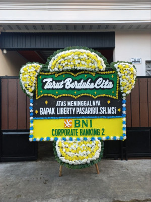 Papan Bunga Duka di Sungai Tubu