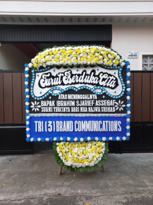 Papan Bunga Duka di Sungai Tubu